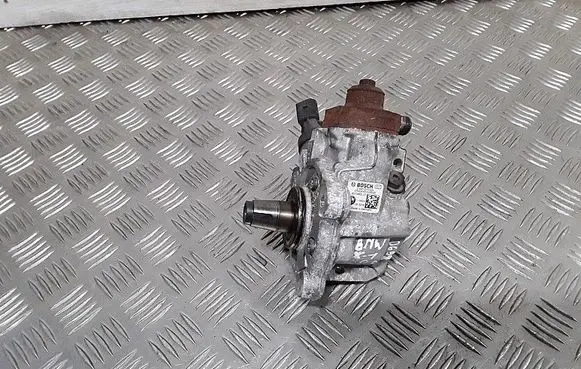 BMW X1 E84 Fuel injection high pressure pump 0445010524