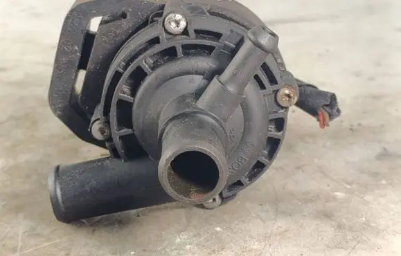 Mercedes-Benz E W212 Electric auxiliary coolant/water pump A2118350028