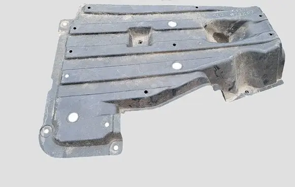Toyota Corolla Verso AR10 Engine splash shield/under tray 583980F010