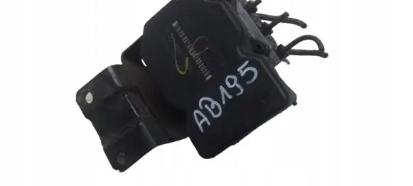 Hyundai i40 ABS Pump 589203Z910