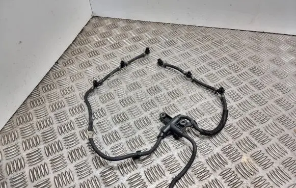 Fuel return line/hose