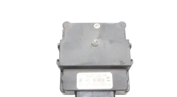 Hyundai Santa Fe Transfer box differential control unit 954473B400 9006011003