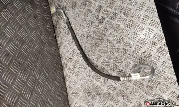 Volvo XC40 Air conditioning (A/C) pipe/hose 31694880