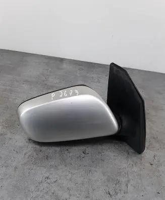 Toyota Corolla E120 E130 Front door electric wing mirror