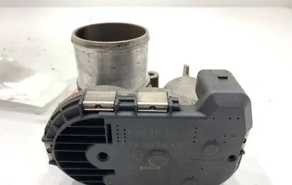 Renault Koleos I Engine shut-off valve 8200330810E