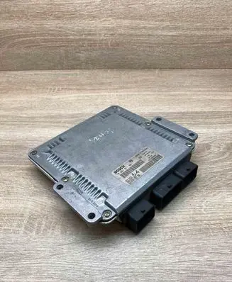 Peugeot 307 Engine control unit/module ECU 9647472780 0281011081