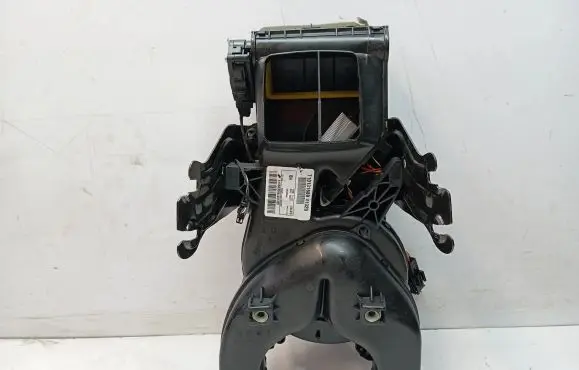 Mercedes-Benz GLS X166 Interior heater climate box assembly A1666800614