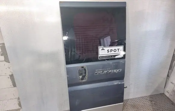 Rear door