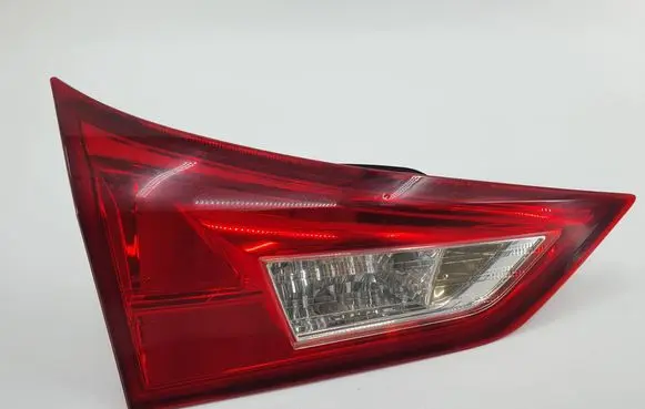 Toyota Auris E180 Tailgate rear/tail lights