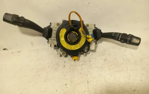 Hyundai Tucson LM Wiper turn signal indicator stalk/switch 202003393