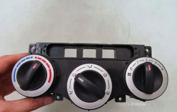 Hyundai i10 Climate control unit 500X9404X