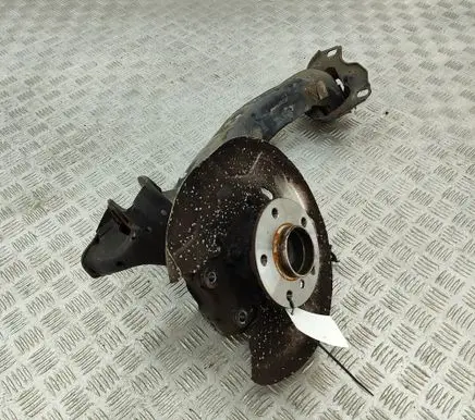 BMW X2 F39 Rear wheel hub 6898963