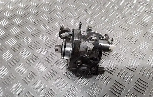 Fuel injection high pressure pump