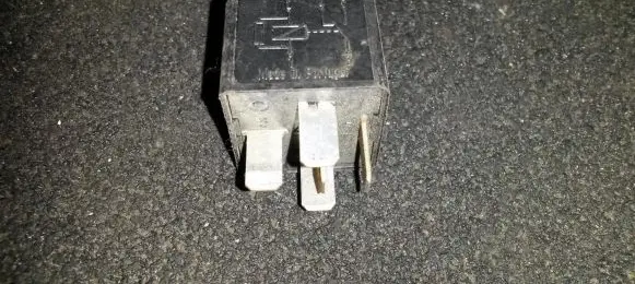 Ford Mondeo MK II Other relay g1uhq foab-14b192-aa
