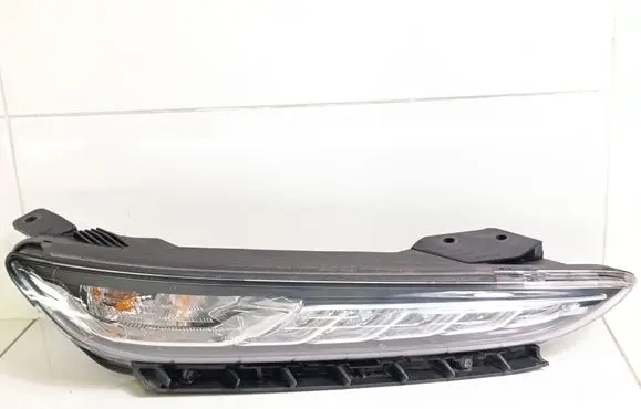 Hyundai Kona I LED Daytime headlight 92208J90