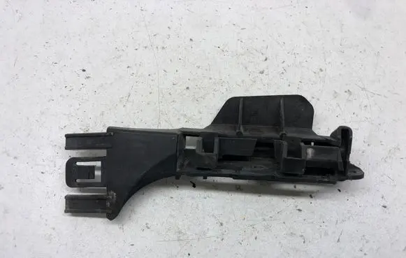 Audi A5 8T 8F Rear bumper mounting bracket 8T0807890