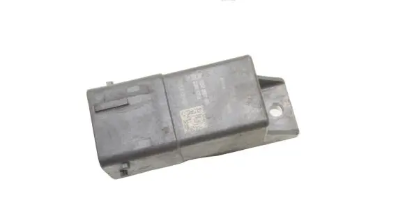 Peugeot RCZ Glow plug pre-heat relay 9803299780 51299058