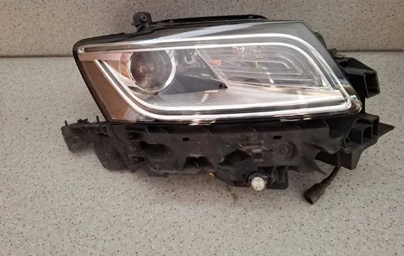 Audi Q5 SQ5 Headlight/headlamp 8R0941032C 90038857