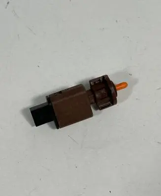 Tesla Model 3 Brake pedal sensor switch 104468100B