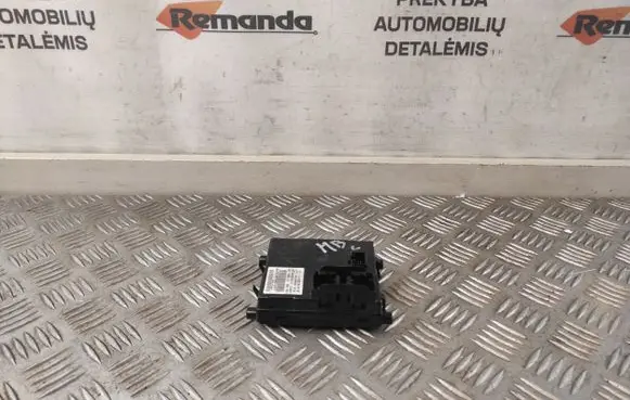 Mercedes-Benz C W205 Air conditioning/heating control unit A2059009230
