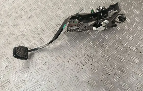 Clutch pedal