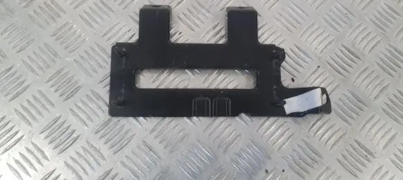 Hyundai i30 Engine control unit holder PU10736