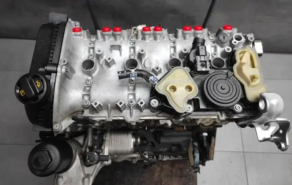 Volkswagen Golf VIII Engine DNP037177