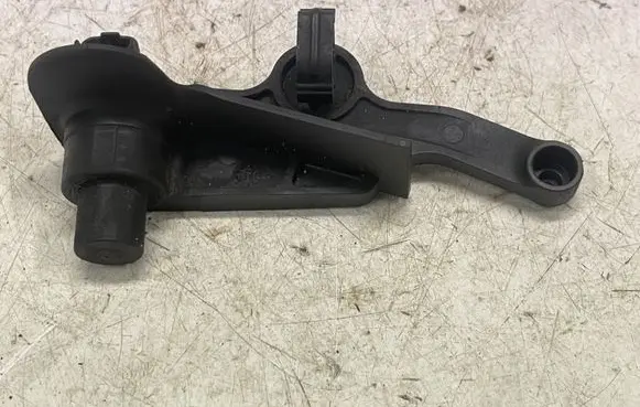 Peugeot 207 Crankshaft position sensor 9039999880
