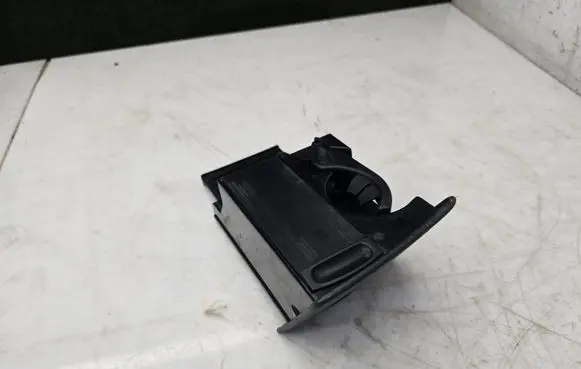 Mercedes-Benz Vito Viano W639 Cup holder A6396800258