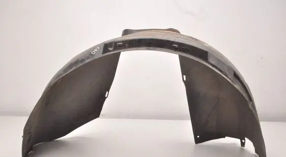 Volvo C30 Front arch 