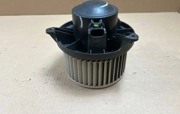 Nissan Navara D40 Heater fan/blower VP7NEH19805AA