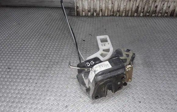 KIA Sportage Rear door lock 814201F010
