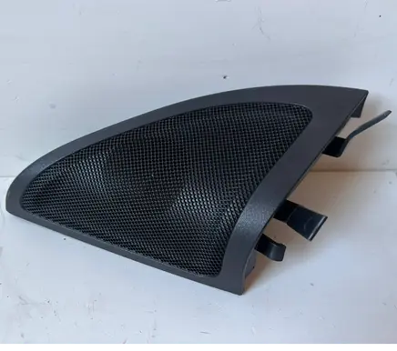 Mercedes-Benz A W176 Front door high frequency speaker A1767200111