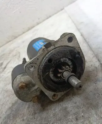 Volkswagen Golf II Starter motor 036911023N S114554