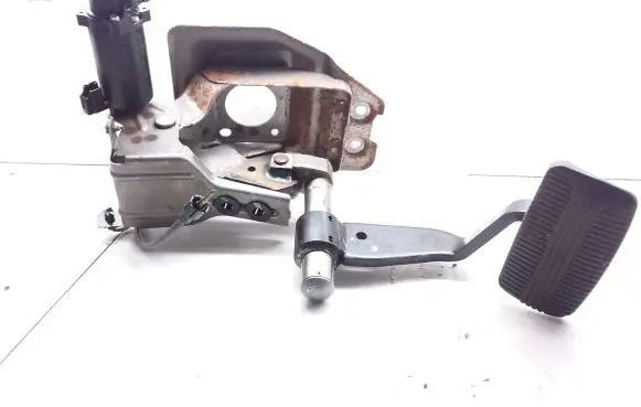Nissan Murano Z50 Brake pedal TFX016TG4256 46501CA117