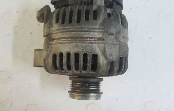 Opel Astra J Generator/alternator 