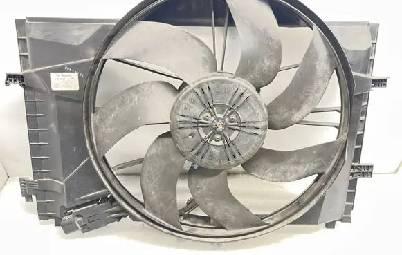 Mercedes-Benz SLK R171 Electric radiator cooling fan A2035000493