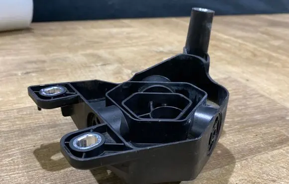 Mercedes-Benz S W222 ABS pump bracket A2224312040