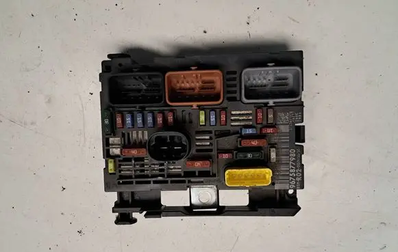Fuse box set