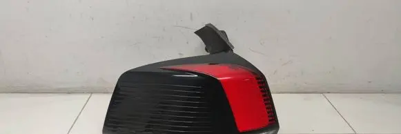 Peugeot 5008 II Rear/tail lights 9811028080 81570101