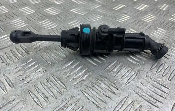 Mitsubishi Outlander Clutch master cylinder