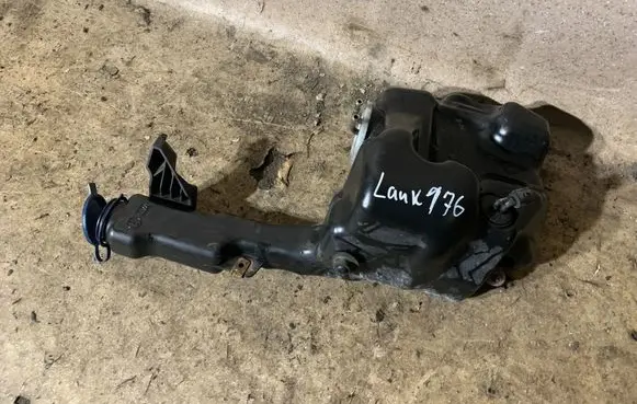 Mercedes-Benz CLS C218 X218 Windshield washer fluid reservoir/tank A2048602260