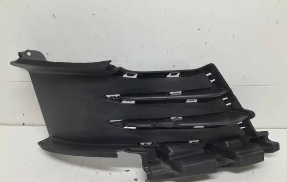 Cupra Born Front bumper lower grill 10E807884B