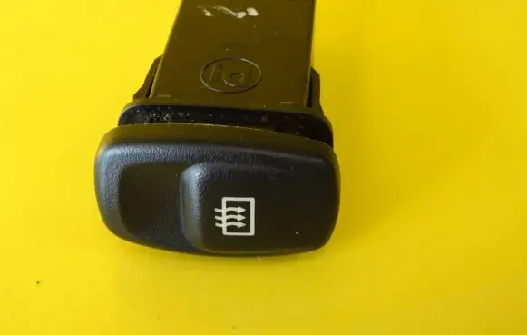 Suzuki Swift Cultus Windscreen/window heater switch