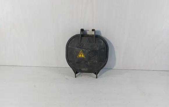 Audi A8 S8 D2 4D Headlight/headlamp dust cover 1305239124