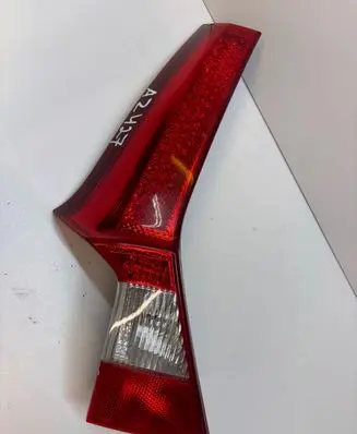 Volvo V70 Tailgate rear/tail lights 164393L2