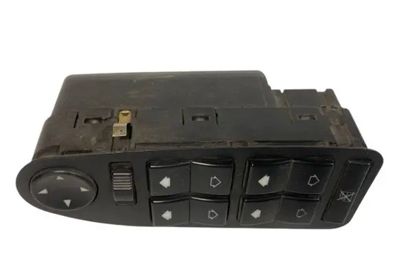BMW 7 E38 Electric window control switch 8360829 61318360829