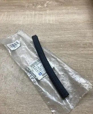 Opel Vivaro Rubber seal rear door 93864838 4420905
