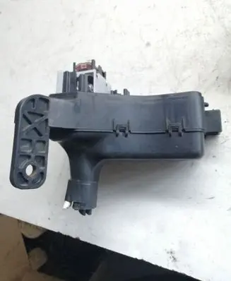Toyota Corolla Verso AR10 Fuse module