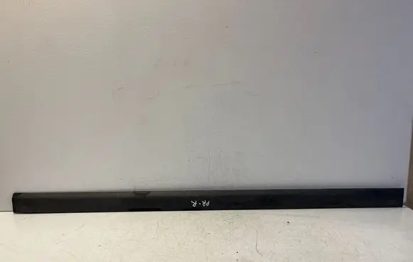 Volvo V70 Front door trim (molding) 9151912 9203784